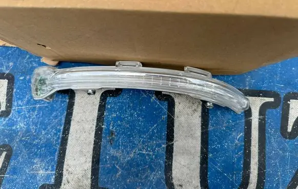 Volkswagen Golf VII Mirror indicator light 5G0949101B