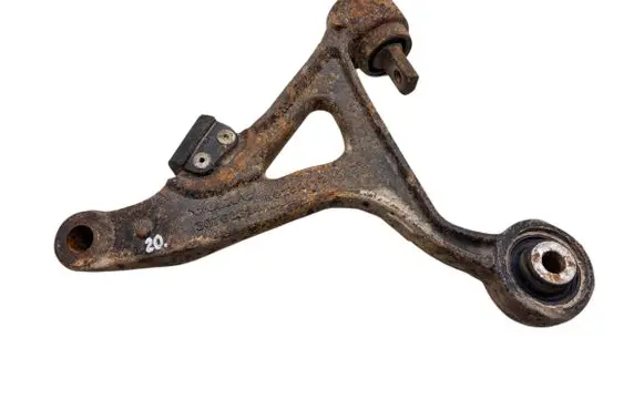 Volvo V70 Front lower control arm/wishbone 30760814