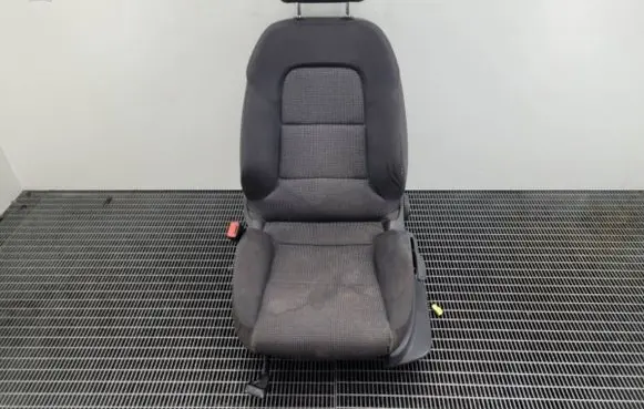 Audi A3 S3 8P Front driver seat