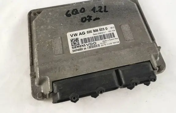 Volkswagen Polo IV 9N3 Wing mirror control module 03E906023D 5WP4050204 S1M0S91