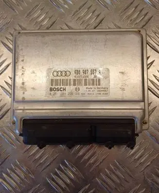 Audi A6 S6 C5 4B Engine control unit/module 4B0907557A 26SA4957 0261204256