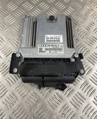 Audi A4 S4 B7 8E 8H Engine control unit/module 03G906016JA