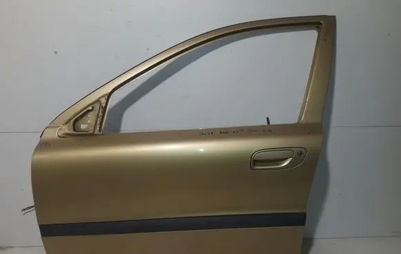 Volvo S60 Front door