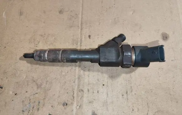 Renault Espace IV Fuel injector 8200100272 0445110110