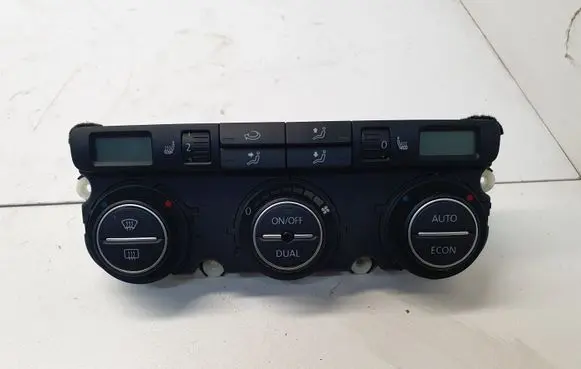 Volkswagen PASSAT B6 Climate control unit 74677532