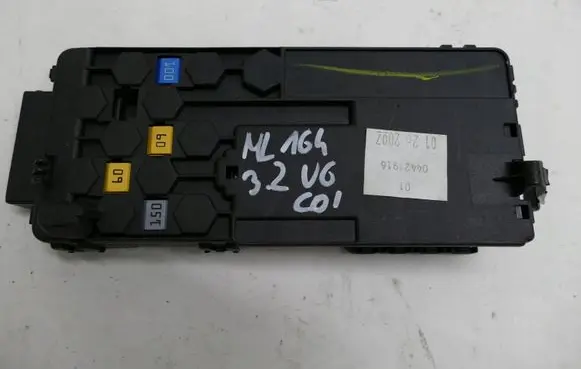 Mercedes-Benz ML W164 Fuse module 2115452601