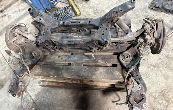 Nissan X-Trail T32 Rear subframe 554001YA0B