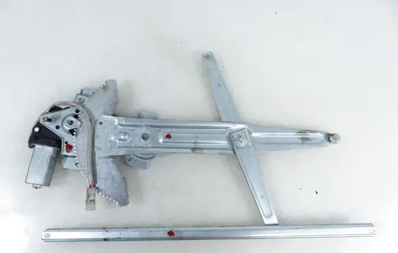 Honda Accord Front door window regulator with motor