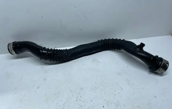BMW X1 E84 Air intake duct part 58300015 7797483 446291602