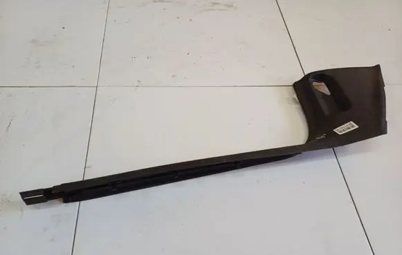 Skoda Octavia Mk2 (1Z) Front sill trim cover 1Z1863483