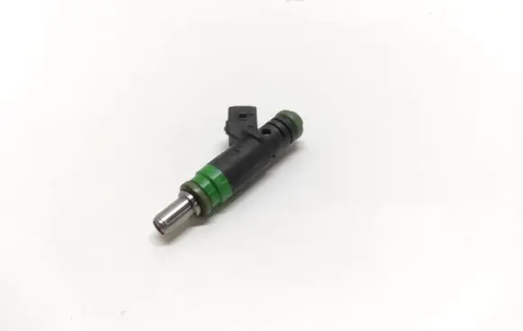 Ford Fusion Fuel injector 2354Q04195