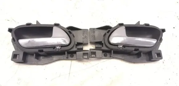 Rear door interior handle