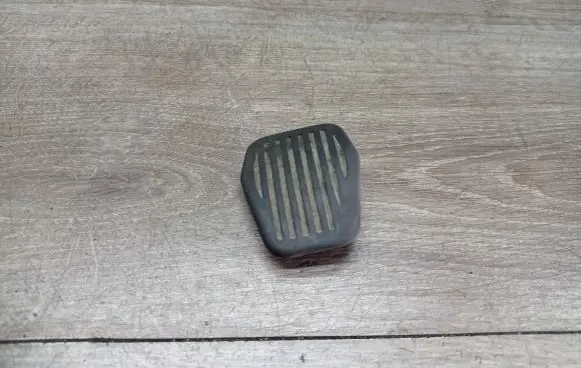 Volvo C30 Brake pedal 3M512457