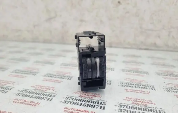 Audi A3 S3 8P Headlight level height control switch 8P0919094
