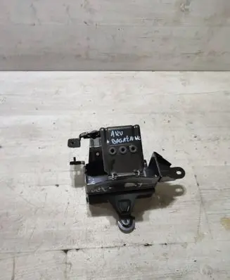 Mercedes-Benz GLK (X204) Battery bracket A2045401840