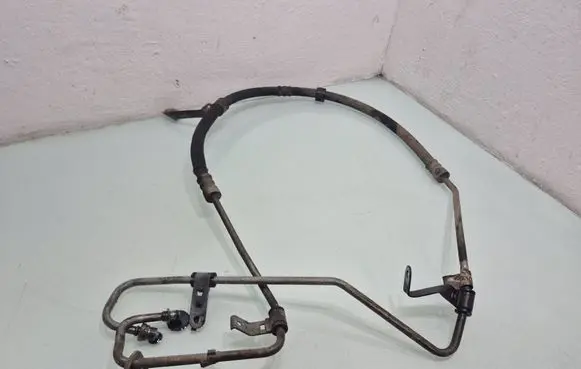 Ford Fiesta Power steering hose/pipe/line 7S613A719LA