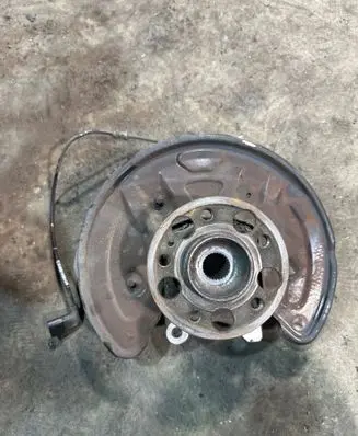 Mercedes-Benz E W213 Rear wheel hub A2055467380