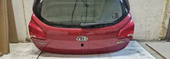 KIA Ceed Tailgate/trunk/boot lid 