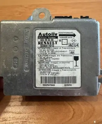 Renault Scenic II - Grand scenic II Airbag control unit/module 8200411015 604290400