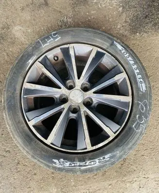 Peugeot 308 R16 alloy rim 9677989677