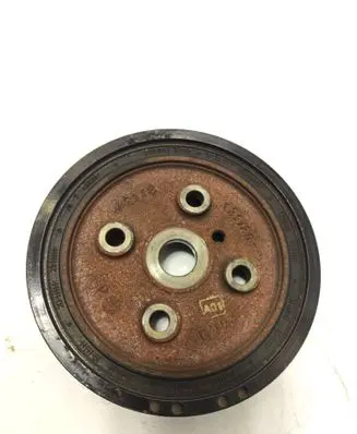Volvo V60 Crankshaft pulley 31251643