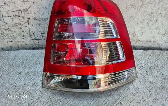 Opel Zafira B Rear/tail lights 084421960RF 084421960R 21722201