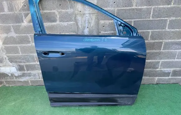 Opel Grandland X Front door 