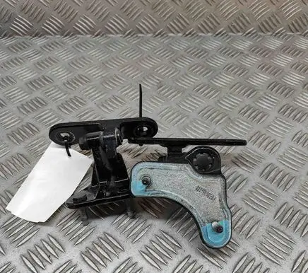 Mercedes-Benz CLS C218 X218 Rear door hinge set A2187300937 A2187300737