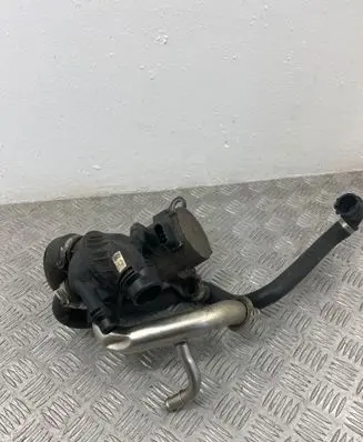 BMW 1 E81 E87 Water pump 7561229
