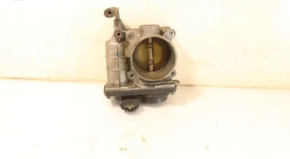 Renault Laguna III Throttle body valve 526-01