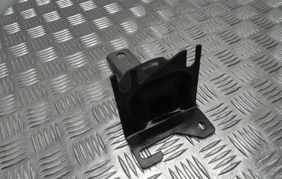 Dacia Sandero Engine mount bracket VD11948