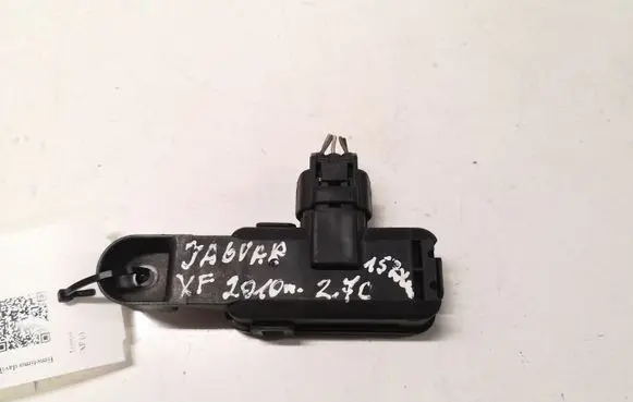 Jaguar XF Exhaust pressure sensor 0136500010