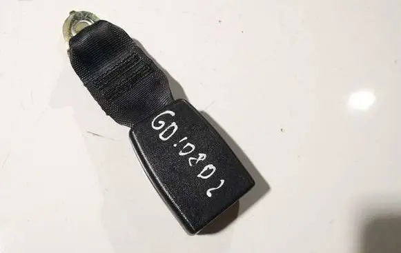 Hyundai Getz Rear seatbelt buckle