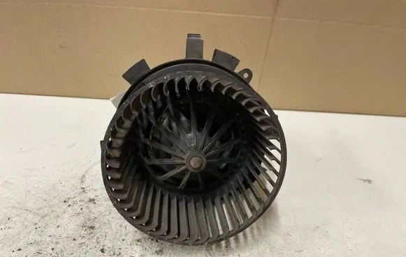 Citroen C5 Heater fan/blower BZ38379