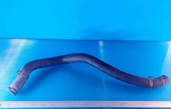 Hyundai i30 Engine coolant pipe/hose 254112L600