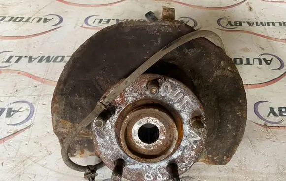 Mitsubishi Outlander Front wheel hub