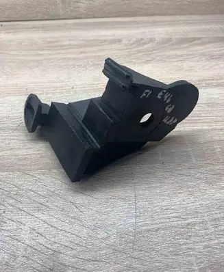 BMW 3 E46 Front bumper mounting bracket 7030619