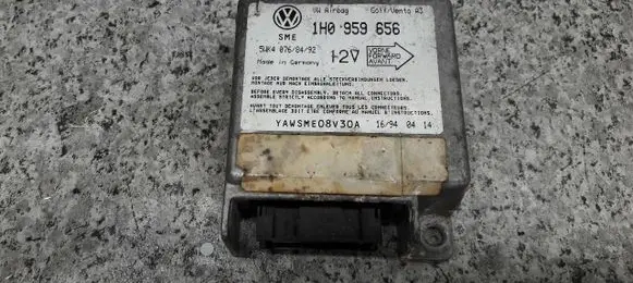 Volkswagen Golf III Airbag set 1H0959656