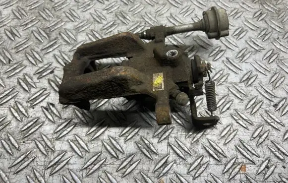 Opel Antara Rear brake caliper