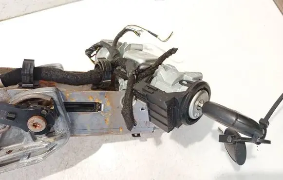 Ford Focus Ignition lock