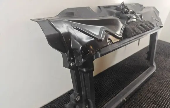 Volkswagen Beetle A5 Radiator support slam panel bracket 1C0809424H