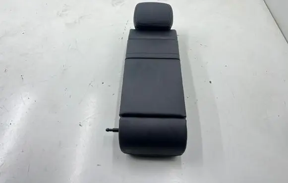 Mercedes-Benz C W205 Rear seat armrest 