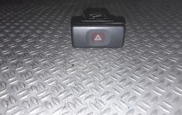 Nissan Micra Hazard light switch NILES06012
