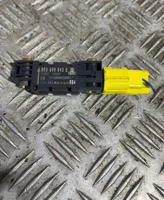 Audi A4 S4 B7 8E 8H Airbag deployment crash/impact sensor 8E0959643B