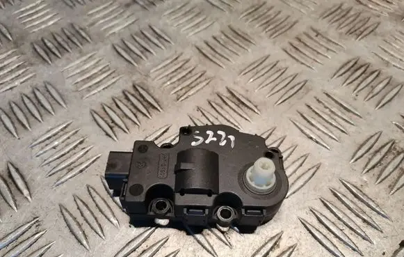 Mercedes-Benz S W221 Intake manifold valve actuator/motor A2218200042 2218200042