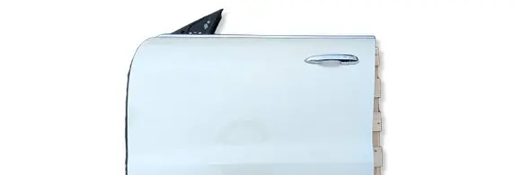 Maserati Levante Front door 