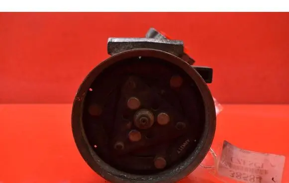 Renault Clio III Air conditioning (A/C) compressor (pump) 8200819568