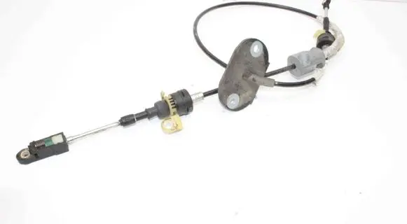 Ford Kuga II Gear shift cable linkage