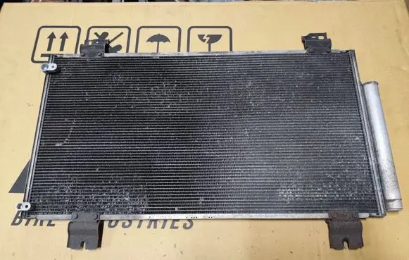 Honda Accord A/C cooling radiator (condenser)