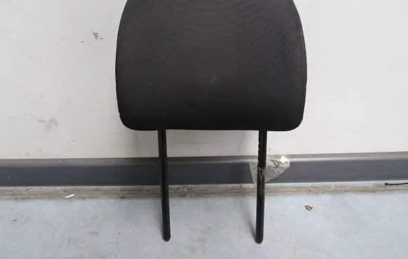 Dacia Dokker Front seat headrest 